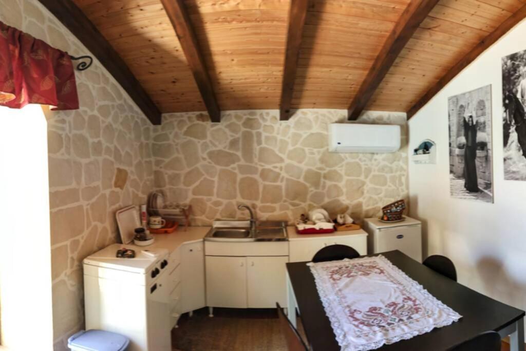 Villa Neli, Palazzolo Acreide, Siracusa, Hot Tub, Wi-Fi & Parking Luaran gambar