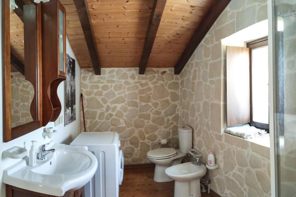 Villa Neli, Palazzolo Acreide, Siracusa, Hot Tub, Wi-Fi & Parking Luaran gambar